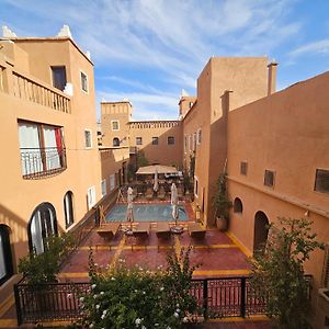 Bed and Breakfast Kasbah La Cigogne Айт-Бен-Хадду Exterior photo