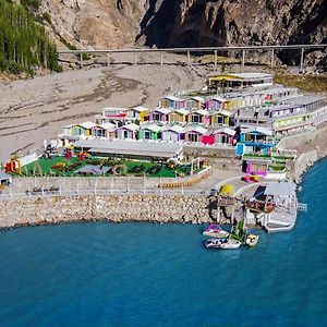 Luxus Hunza Attabad Lake Resort Karimabad  Exterior photo