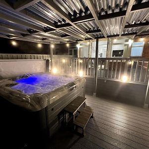 Вилла Numero Venti Aparthouse Wifi Parking Hot Tub Ньюкасл-апон-Тайн Exterior photo