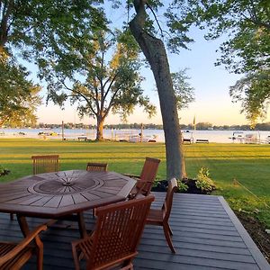 Lake Of The Woods Sunset Shore Бремен Exterior photo