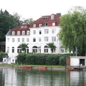 Hotel Seeschloss Am Kellersee Ойтин  Exterior photo