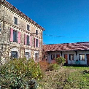 Bed and Breakfast L'Oree Du Bois Vouzan Exterior photo