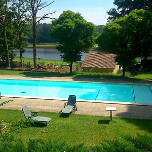 Вилла Bungalow Charmant A Rochechouart Avec Vue Sur Lac Exterior photo