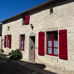 Вилла Gite De La Paille Charroux-d'Allier Exterior photo