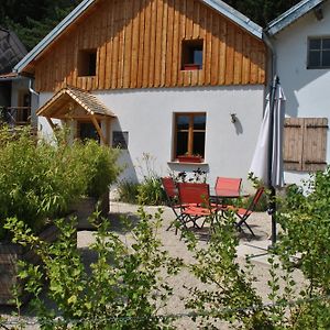 Вилла Gite Du Fourperet-Parc Naturel Du Haut-Jura Longevilles-Mont-d'Or Exterior photo