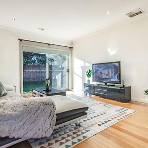 Вилла Nunawading Beautiful 3Br Housedeckingcourtyard Exterior photo