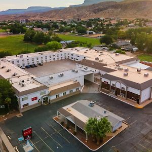 Отель Ramada By Wyndham La Verkin Zion National Park Exterior photo