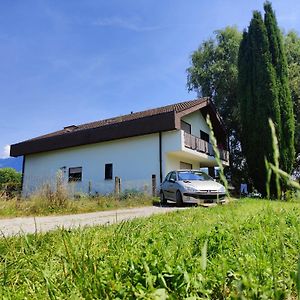 Отель Wee Aroleid Port-Valais Exterior photo