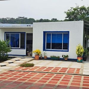 Вилла Casa Campestre Con Piscina En Yopal El Nido Del Alma Matarraton Exterior photo