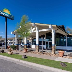 Days Inn By Wyndham Delta Co Exterior photo