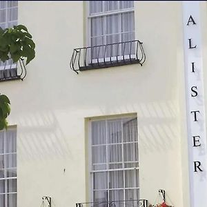 Alister Guest House Ст. Хейлир Джерси Exterior photo