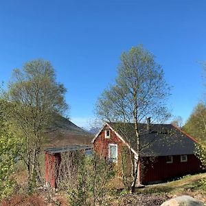 Вилла Peaceful Cabin Retreat In The Norwegian Mountains Ульстейнвик Exterior photo