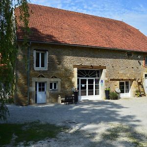 Отель Le Moulin Au Fil De L'Eau Verseilles-le-Bas Exterior photo