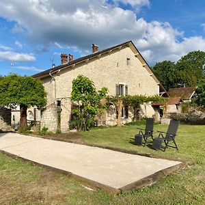 Вилла Charmante Maison De Campagne Port-Lesney Exterior photo