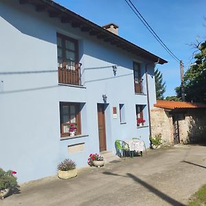 Вилла Casa Rural Casa Azul Villahormes Exterior photo