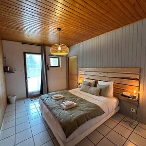 Bed and Breakfast Logis Le Chalet Saint-Maurice-en-Trieves Exterior photo