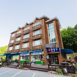 Muju Sky View Pension Exterior photo