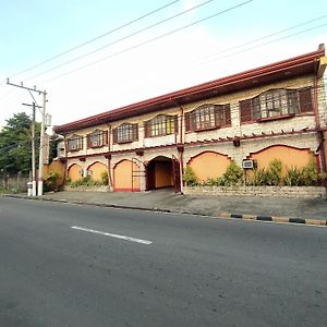 Отель Starlight Lodging House Лаоаг Exterior photo