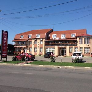 Hotel Adial Аджуд Exterior photo