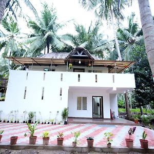 Вилла Satya Farm House Amalapuram Exterior photo