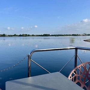 Отель Campi Houseboat Lathum Exterior photo