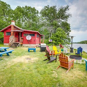 Вилла Rock River Hideaway On Private 5-Acre Island! Oregon Exterior photo