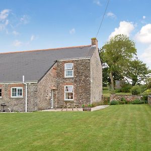 Cherry Cottage - 26913 Saint Issey Exterior photo