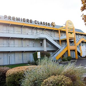 Отель Premiere Classe Clermont-Ferrand Обьер Exterior photo