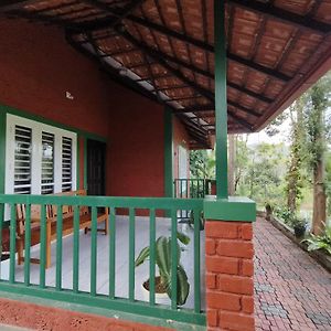 Paddy Villa Home Stay Near Kuruva Island Near Kabani Safari Centre Nagarhole Wild Life Thirunelly And Thrissilery Temple Banasura Sagar Dam 12 Acra Plantation Private Property Ac Villa Trucking Fishing Campfire Facility Манантавади Exterior photo