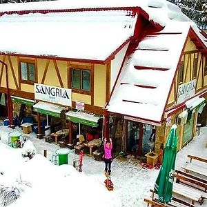 Отель Sangria On The Ski Slope Боровец Exterior photo