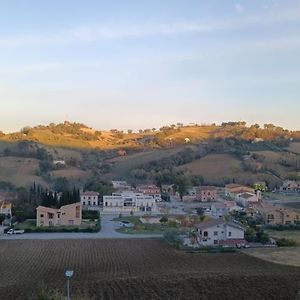 Отель Tra Cielo E Colline Ripe San Ginesio Exterior photo