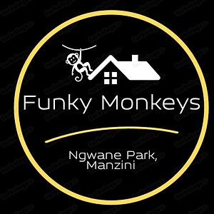 Funky Monkeys Guest House Манзини Exterior photo