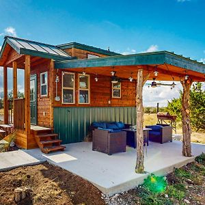 Отель Green Cabin On The Ranch Harper Exterior photo