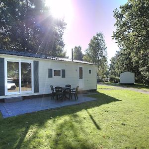 Вилла Well-Maintained Chalet On The Veluwe Оттерло Exterior photo