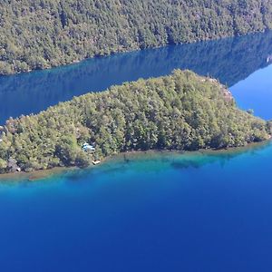 Вилла Cabana, Isla Privada Las Bandurrias Lago Las Rocas Льянада-Гранде Exterior photo