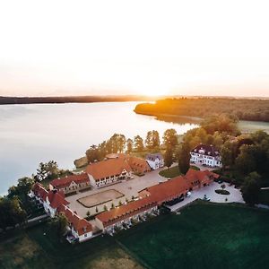 Hotel Gut Immenhof Маленте Exterior photo