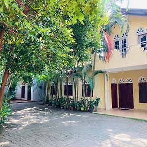 Happy Homestay Yala Тиссамахарама Exterior photo