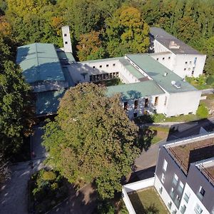 Отель Maison D'Accueil Franciscaine Орсэ Exterior photo