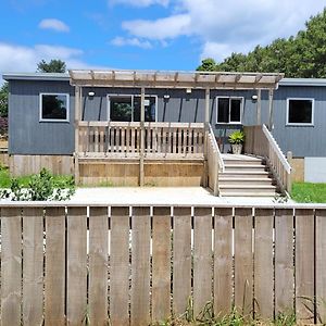 Вилла Raumati Beach Cosy Retreat Exterior photo