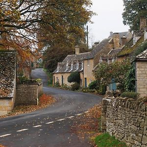 Snowshill Cottage Exterior photo