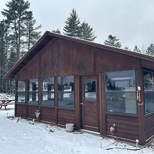 Вилла Adventure Cabin On Lake Ruth Three Lakes Exterior photo