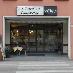 Locanda Trattoria Caffe Cavour Читтаделла Exterior photo