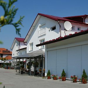 Hotel Restauracja Malopolska Ясло Exterior photo