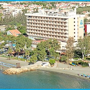 Poseidonia Beach Hotel Лимасол Exterior photo