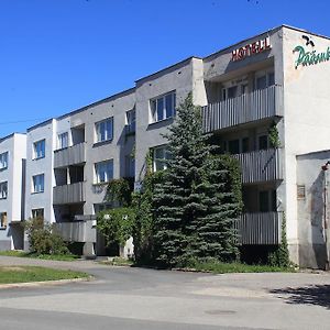Hotell Paasuke Йыхви Exterior photo