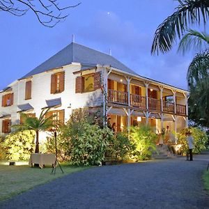 Bed and Breakfast Le Jardin De Beau Vallon Маэбур Exterior photo