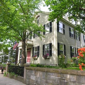 Delano Homestead Bed And Breakfast Fairhaven Exterior photo