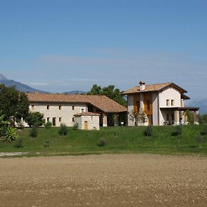 Отель Country House Due Fiumi Сачиле Exterior photo