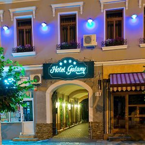 Hotel Galany Рэдэуци Exterior photo