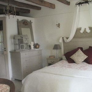 Bed and Breakfast Ferme Saint Joseph Le Fousseret Room photo